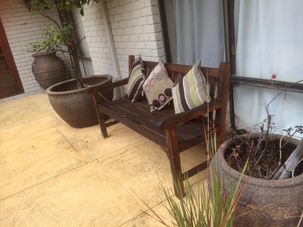 Nivalis Bed And Breakfast Herne Hill Экстерьер фото